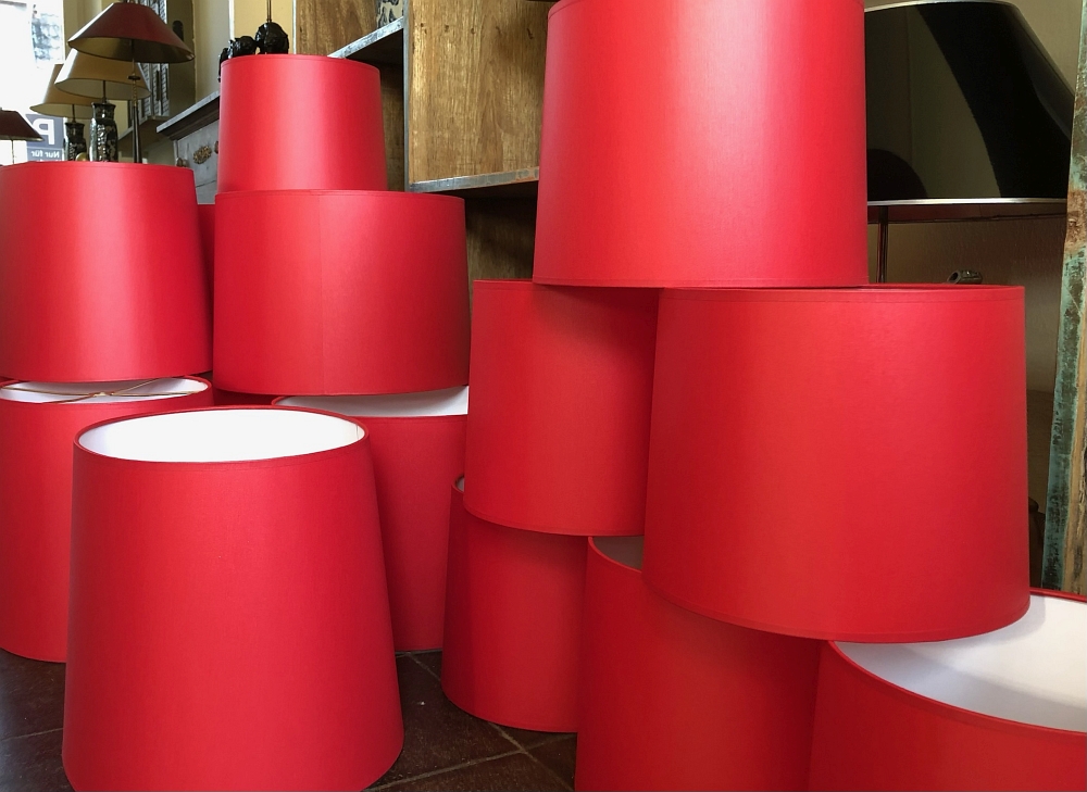 Lampenschirme Farbe Rot